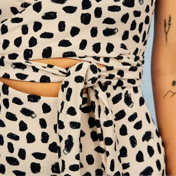 Aerie Black and White Size M Long One Piece Swimsuit with Cut-Out Detail - Picture 3 of 6